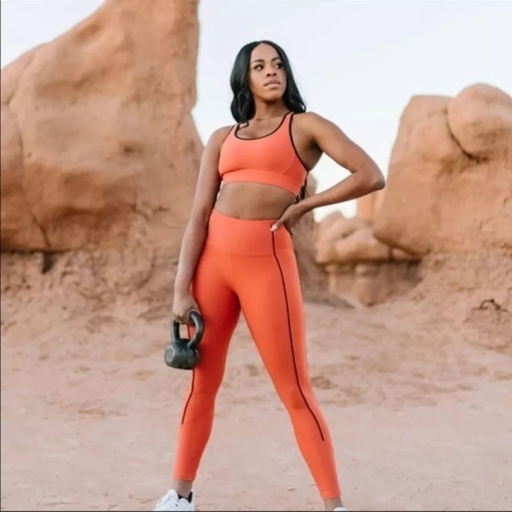 Zyia Active Burnt‎ Orange Ribbed Premium 7/8 Leggings Size 2